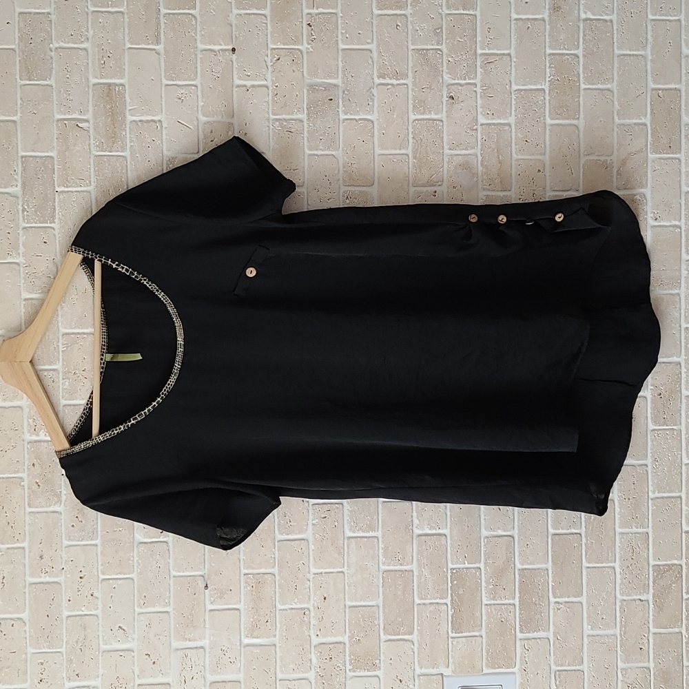 West Kei Women's Black Short Sleeve Tunic (Sz M/L)